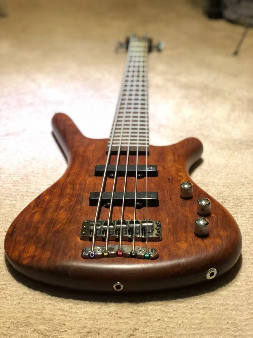 Electric Bass; Worwick; Corvette; 5 Strings;